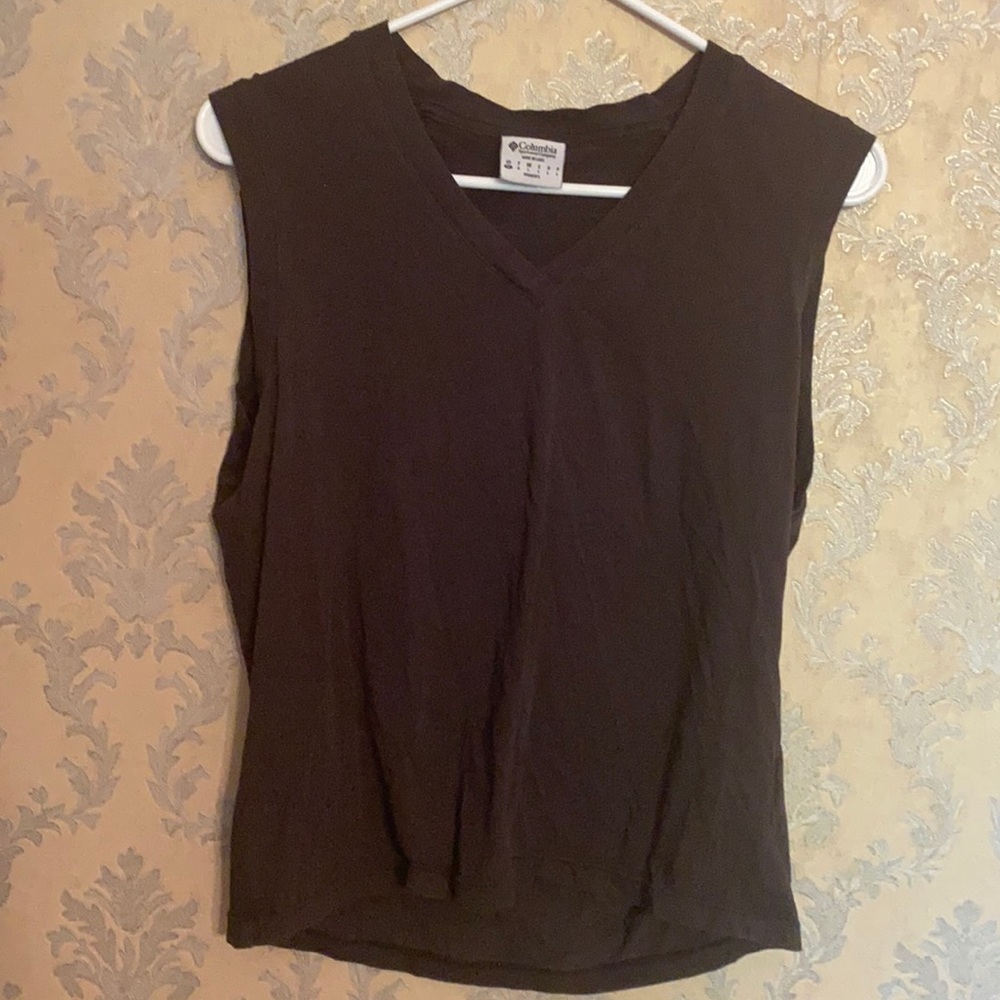 🎉5 for $25🎉 Columbia Black Tank